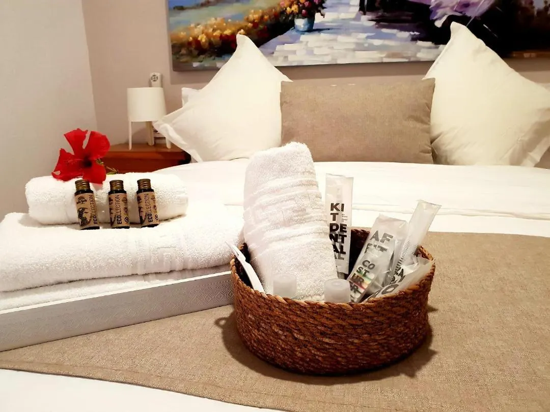 Apartamentos Ses Orenetes Cala'N Blanes  Apartment Cala'N Blanes (Menorca)